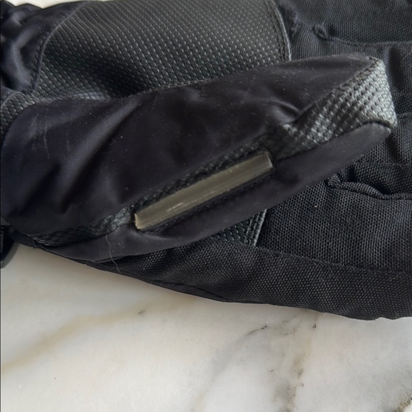 Scott Black Insulated Gloves with Adjustable Strap Women’s Medium - Picture 5 of 12